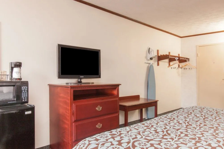 Days Inn Schenectady