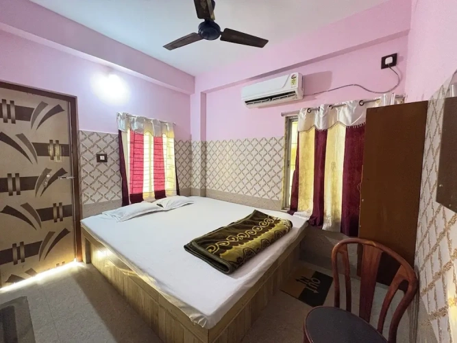 Standard Double room with city view
