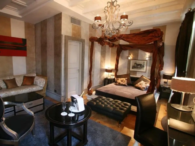 1 Bedroom Double Apartment