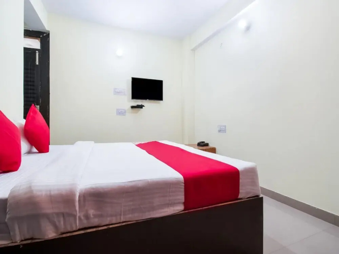 Dreamstays By OYO Rooms