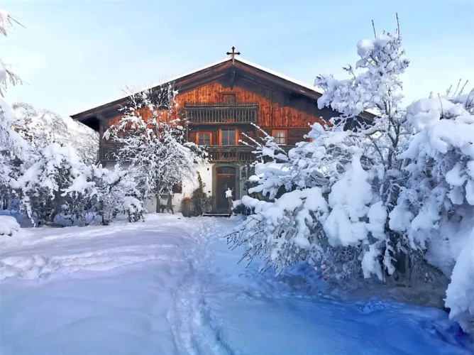 Chalet in Saalfelden Near Ski Slopes