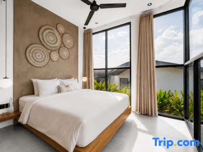 3 Bedrooms Double Villa with garden view