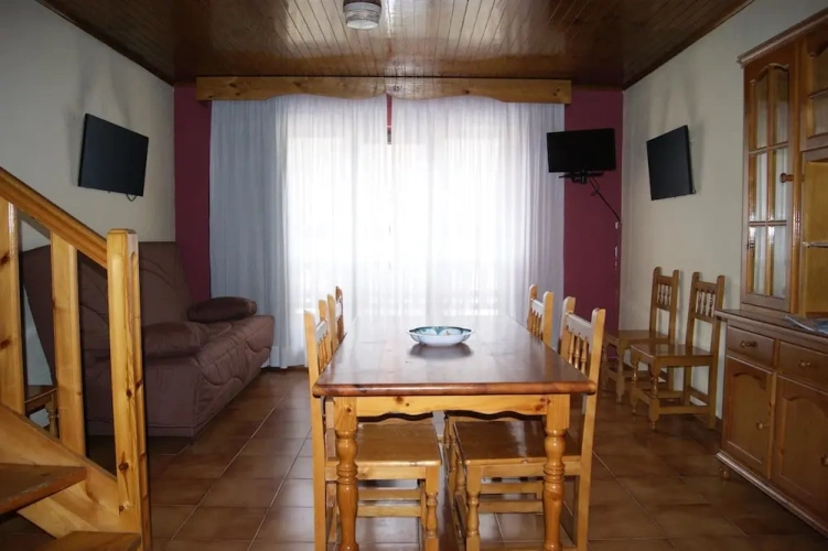 Standard Duplex room with mountain view
