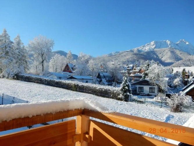 2 Bedrooms Double Apartment with mountain view
