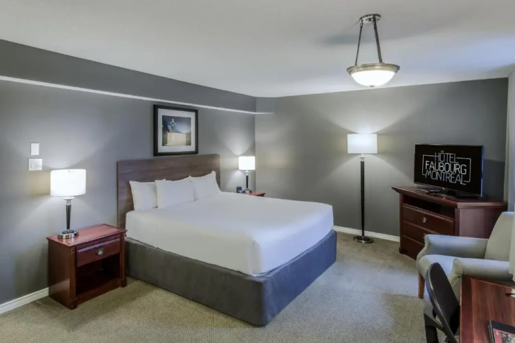 2 Bedrooms Quadruple Suite