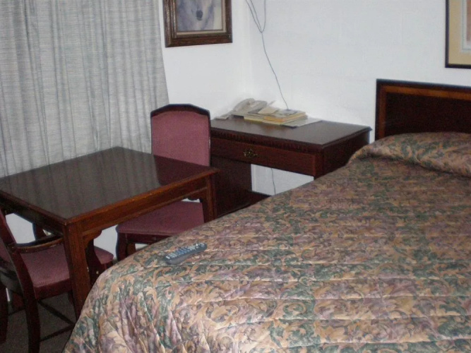 Quail Run Motor Inn