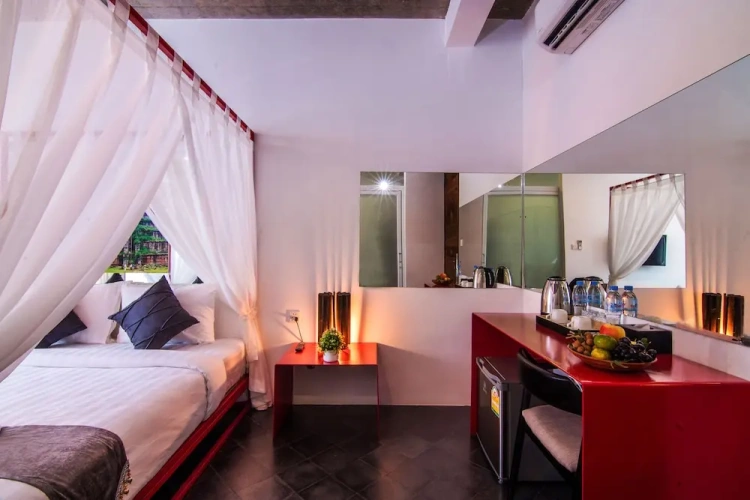 3 Bedrooms Cottage with city view