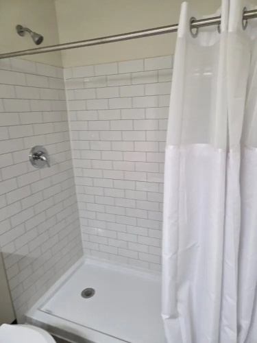 New Western Inn & Suites