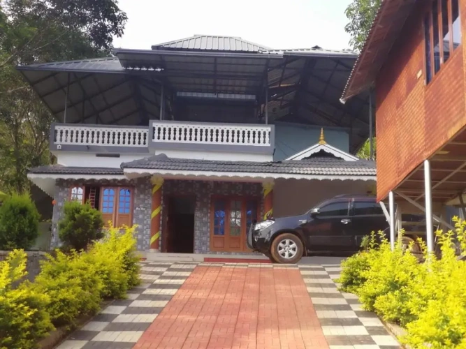 2 Bedrooms Cottage