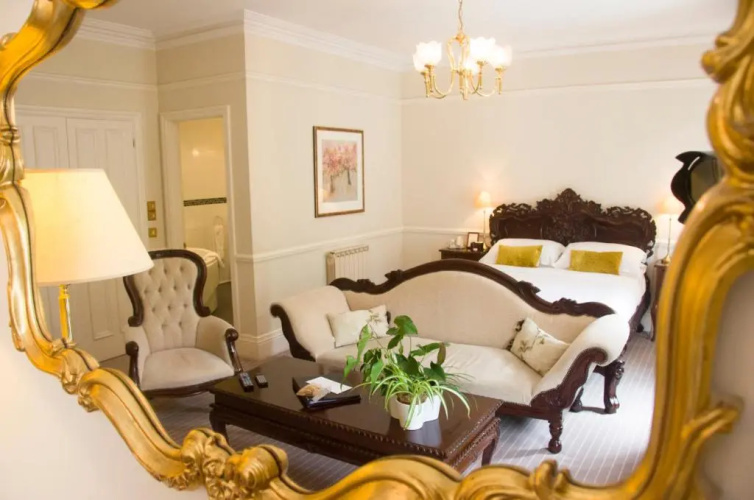 Chateau La Chaire