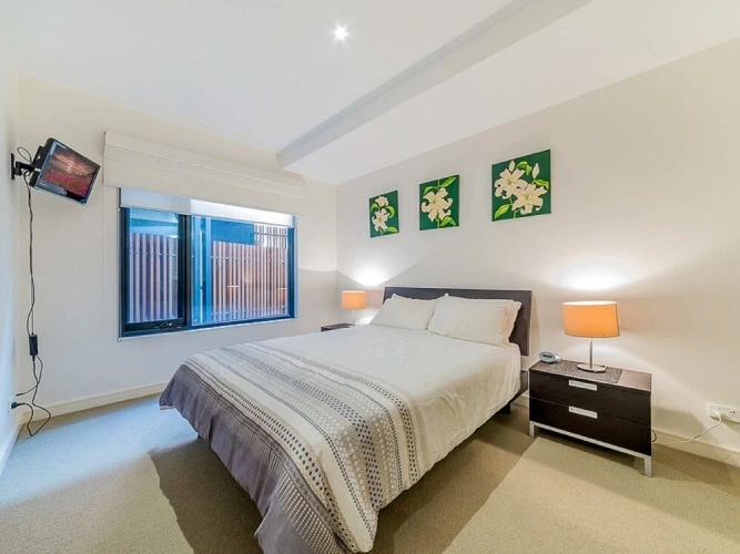 3 Bedrooms Sextuple Apartment