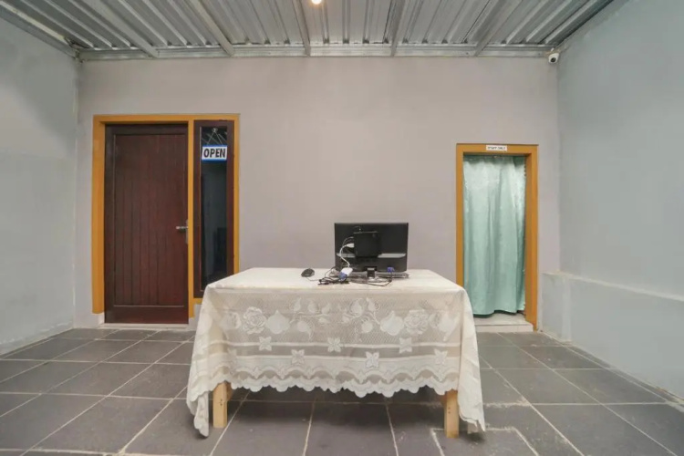 OYO 2937 Nindy Residence 2