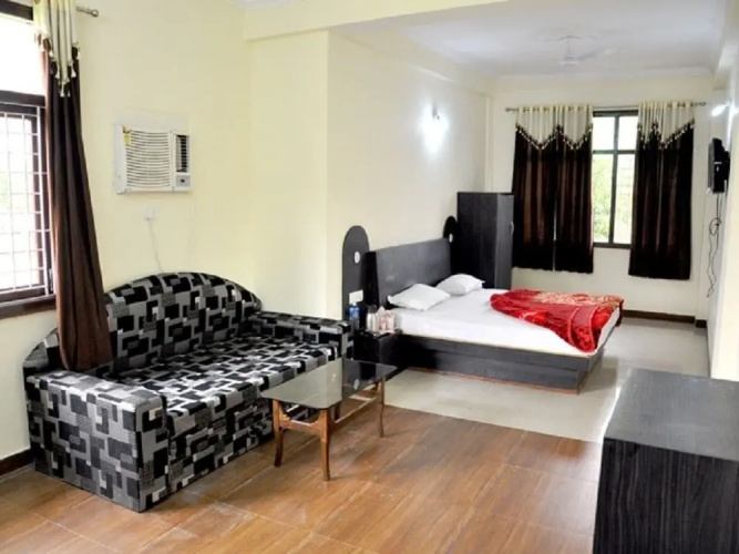 Hotel Devi Mahal by OYO Rooms