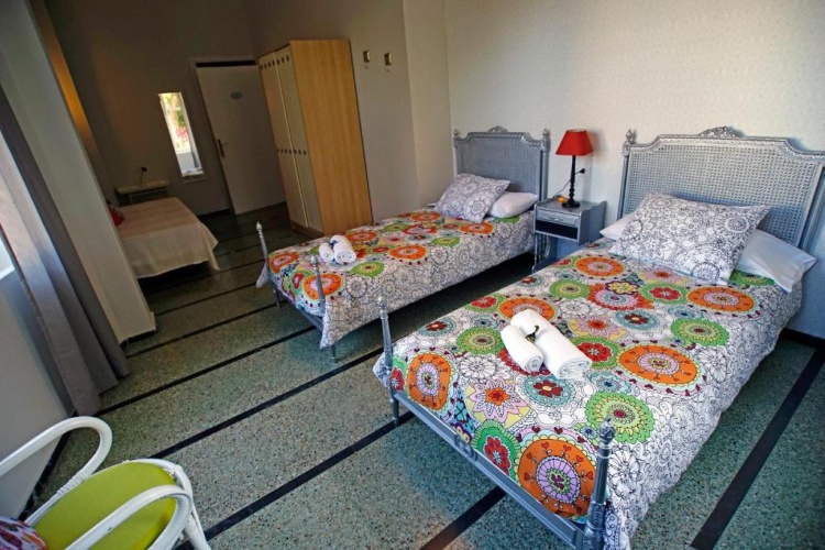 Classic Triple room