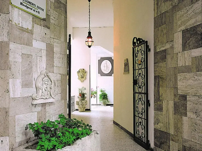 Escape in Central Cattolica