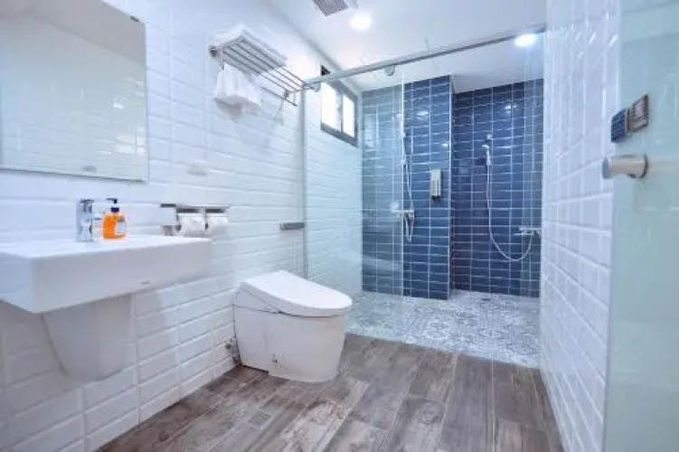 Sky Square Business Travel