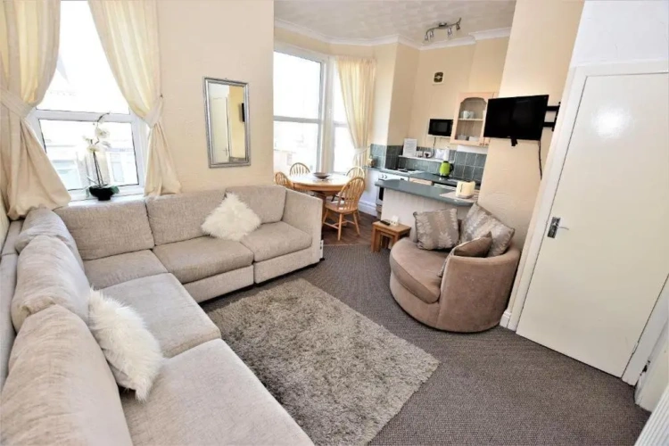 Triple Apartment