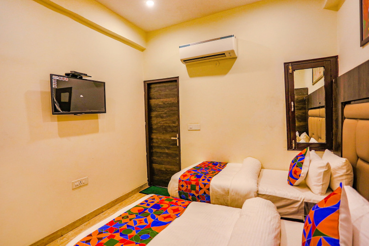 Fabhotel The Kiara