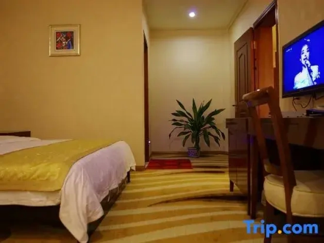 Deluxe Double Suite