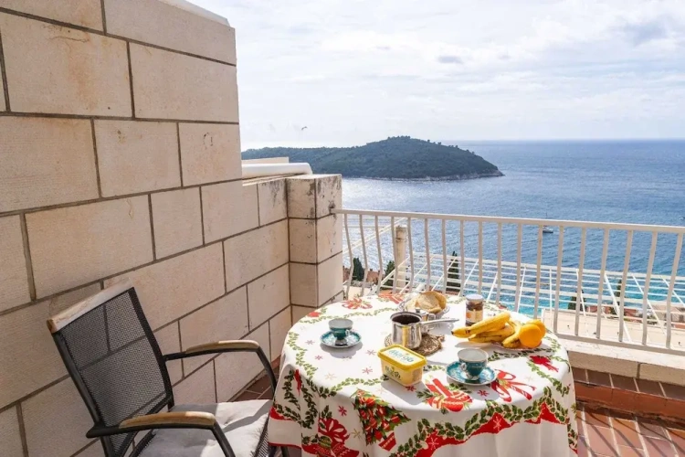 Double Apartment with sea view