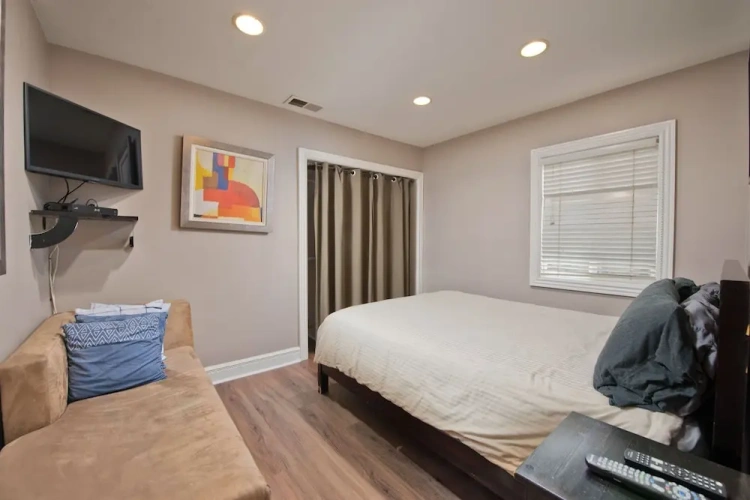 Guest rooms