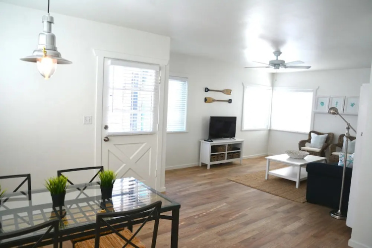 40th St B (68417)