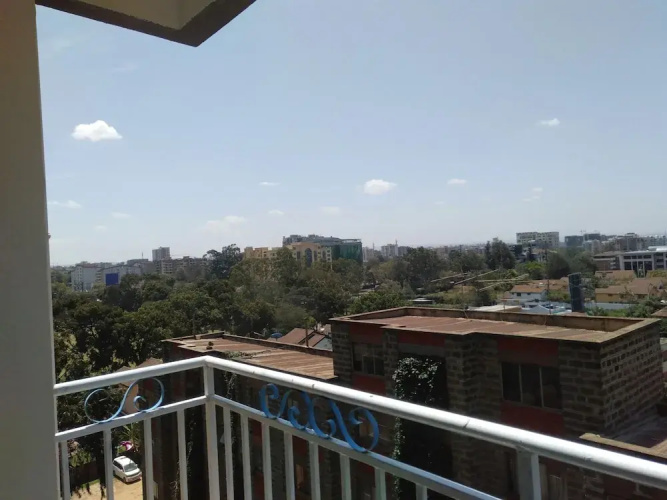S. Lucie Mango Apartment