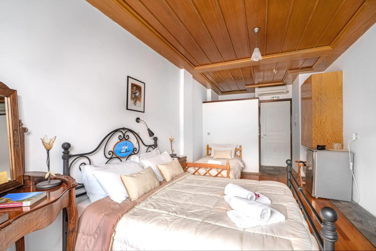 Hotel Paraliako