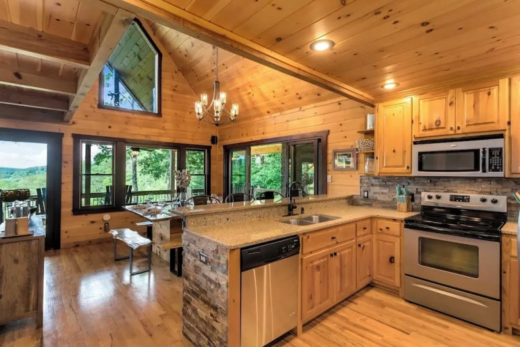 3 Bedrooms Cottage