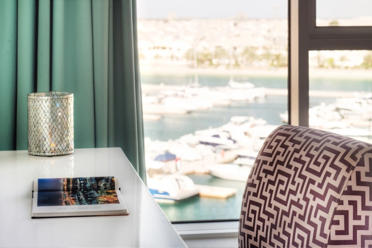 Dream Inn Tiara Palm Jumeirah