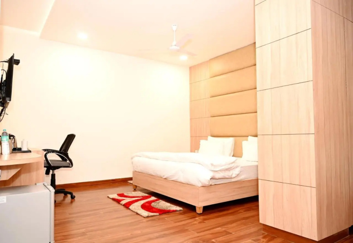 Hotel Pradeep Star Inn