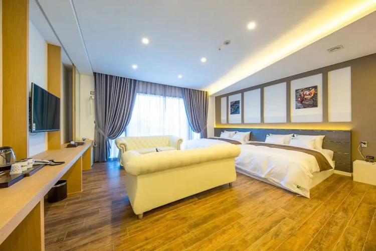 Royal Suite