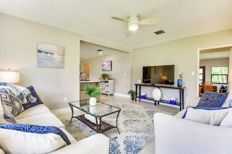 3 Bedrooms Cottage