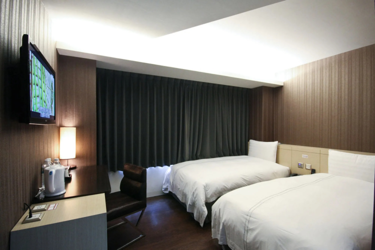 Sparrow Hotel