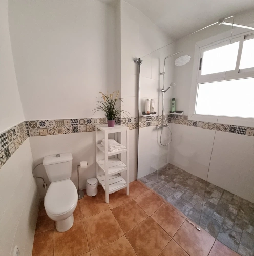 1 Bedroom Economy Twin room