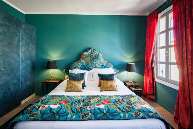 Deluxe Double room with city view