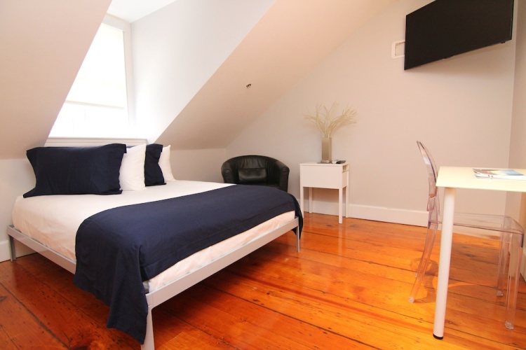 Maverick Suites at 40 Temple St