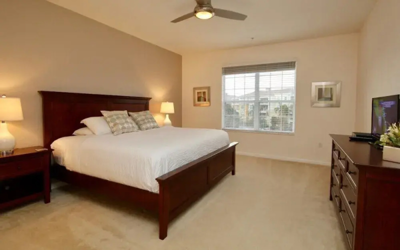 7-305 3 Bedroom Condo by RedAwning