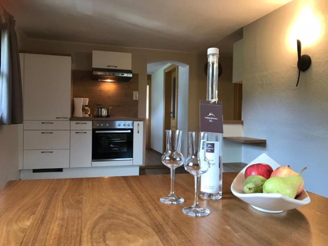 3 Bedrooms Apartment