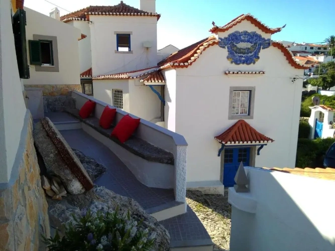 2 Bedrooms Cottage