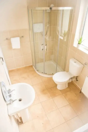 3-bed House in Clonmany With Panoramic Hillside Se