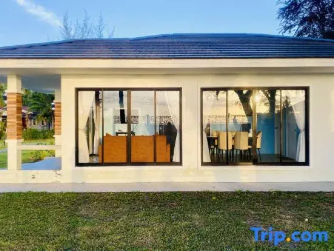Leelavadee Villa Sea Views