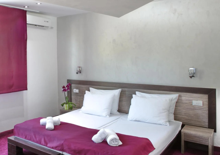 Side One Design Hotel