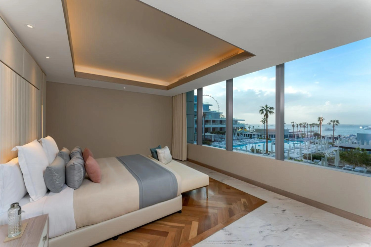 Five Luxe Hotel photo 8