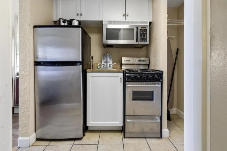 1 Bedroom Quadruple Suite