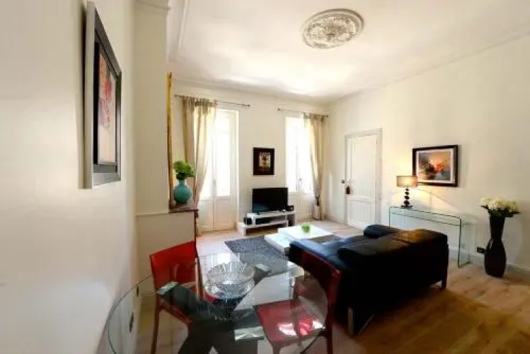 Bordeaux Design Apartments