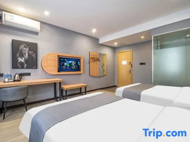 Premier Twin room