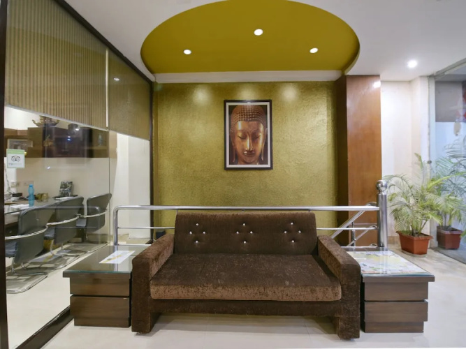 OYO 1721 Hotel Crown Royale