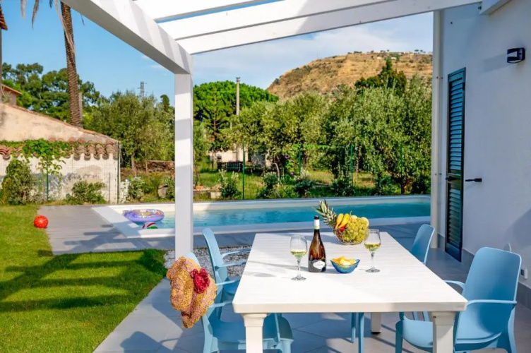 Residence Salinelle Beach Villa Lipari 1