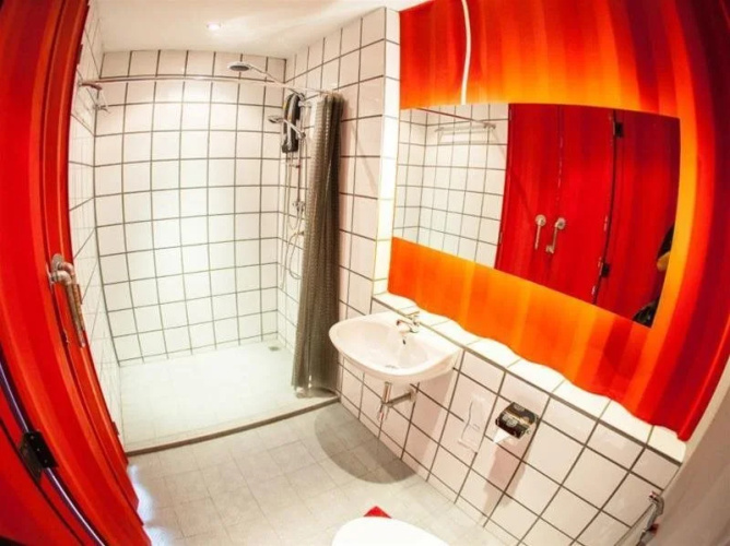 Little Box Hotel
